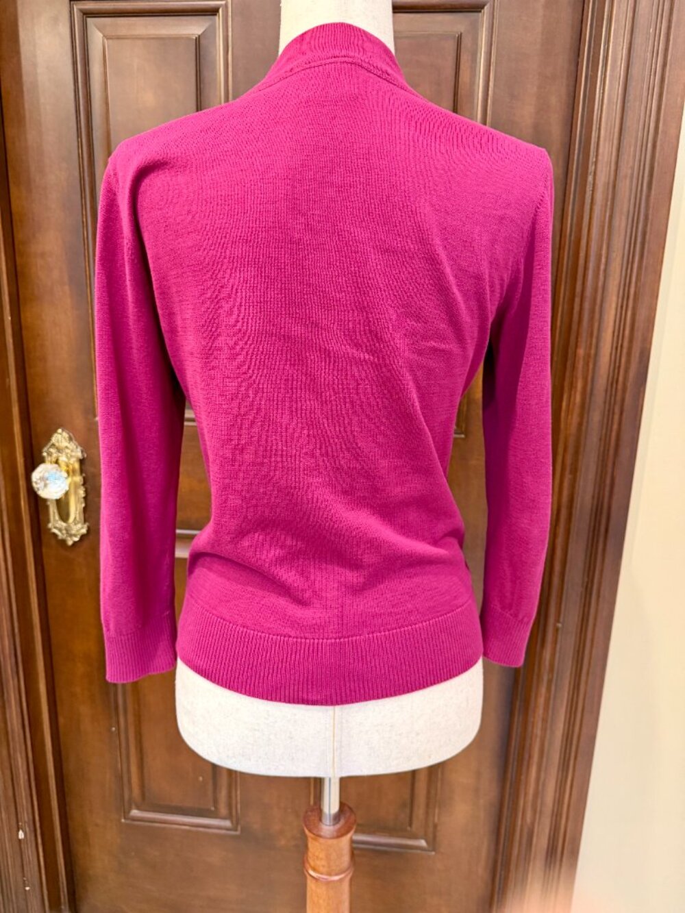 Tory Burch cardigan in a vibrant Pink/Fuchsia - Picture 4 of 7
